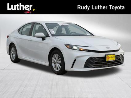 2025 Toyota Camry Hybrid Minneapolis MN