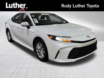 2025 Toyota Camry Hybrid Minneapolis MN