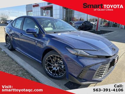 2026 Toyota Camry Hybrid Davenport IA