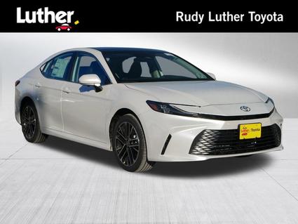2025 Toyota Camry Hybrid Minneapolis MN