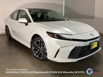 2026 Toyota Camry Hybrid Vero Beach FL