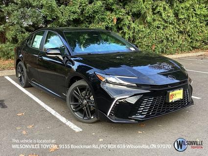 2026 Toyota Camry Hybrid Vero Beach FL