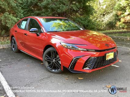 2026 Toyota Camry Hybrid Vero Beach FL