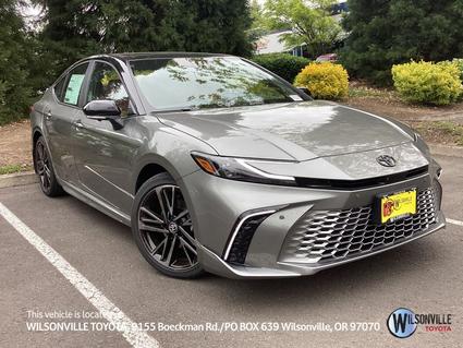 2026 Toyota Camry Hybrid Vero Beach FL