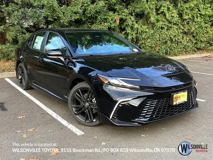 2026 Toyota Camry Hybrid Vero Beach FL