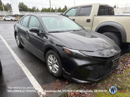 2025 Toyota Camry Hybrid Vero Beach FL