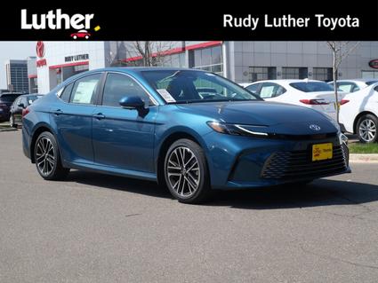 2026 Toyota Camry Hybrid Minneapolis MN