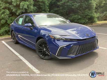 2025 Toyota Camry Hybrid Vero Beach FL