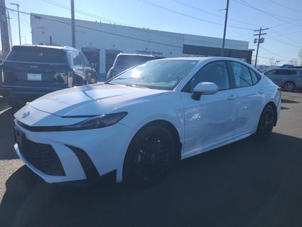 2025 Toyota Camry Hybrid  