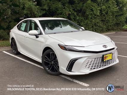 2026 Toyota Camry Hybrid Vero Beach FL