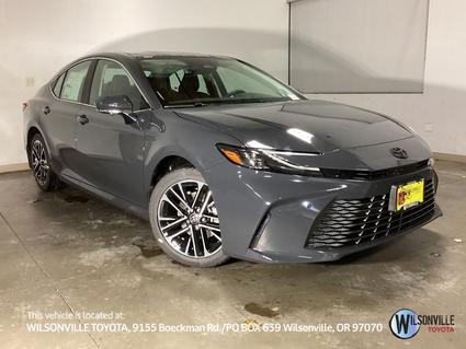 2026 Toyota Camry Hybrid Vero Beach FL