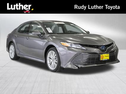 2020 Toyota Camry Hybrid Minneapolis MN