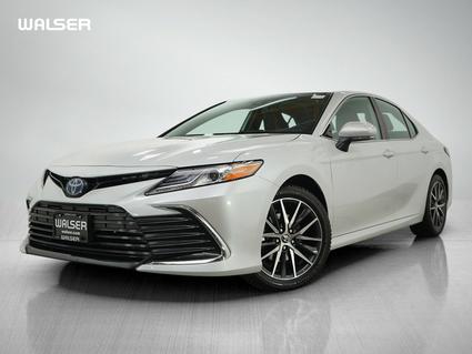 2022 Toyota Camry Hybrid South Saint Paul MN