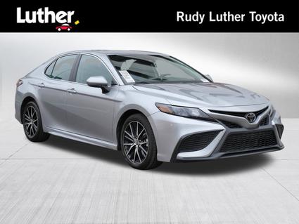 2024 Toyota Camry Minneapolis MN