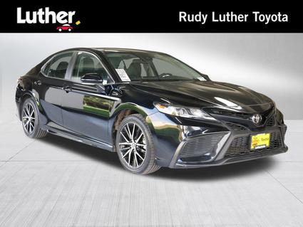 2024 Toyota Camry Minneapolis MN