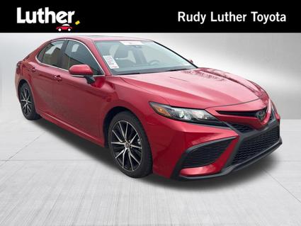 2024 Toyota Camry Minneapolis MN