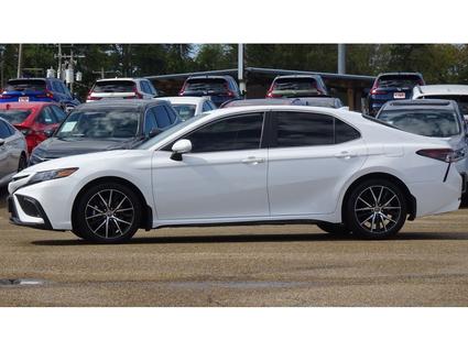 2022 Toyota Camry Tupelo MS