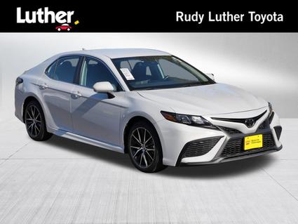 2024 Toyota Camry Minneapolis MN