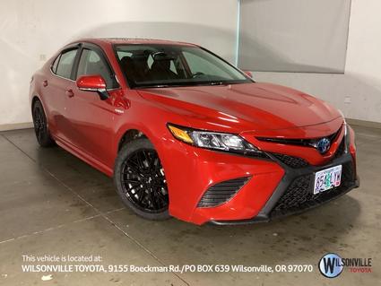 2020 Toyota Camry Hybrid Vero Beach FL
