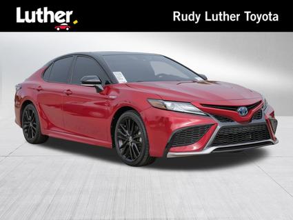 2021 Toyota Camry Hybrid Minneapolis MN
