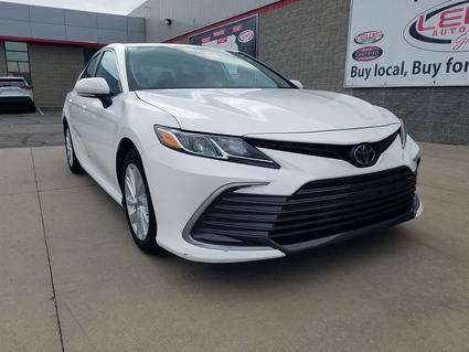 2024 Toyota Camry Topeka KS