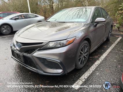 2024 Toyota Camry Hybrid Vero Beach FL