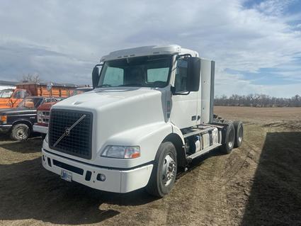 2012 Volvo VNM Wolf Point MT