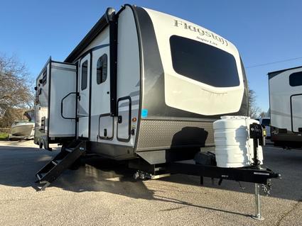 2021 FLAGSTAFF SUPER LITE 23FBDS Cleburne TX