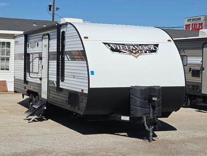 2020 FOREST RIVER WILDWOOD X-LITE Cleburne TX