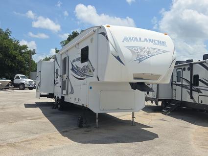 2012 AVALANCHE 345TG Cleburne TX