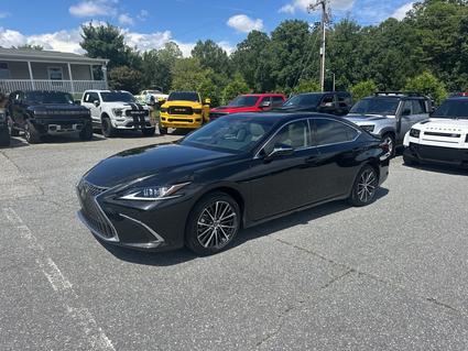 2025 Lexus ES 300h Greensboro NC