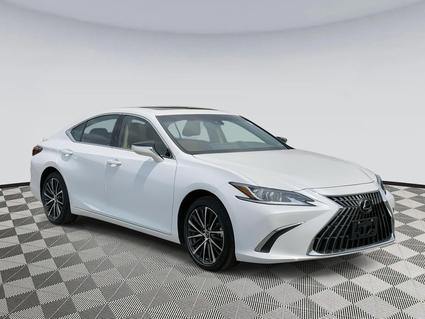 2024 Lexus ES 300h Chantilly VA