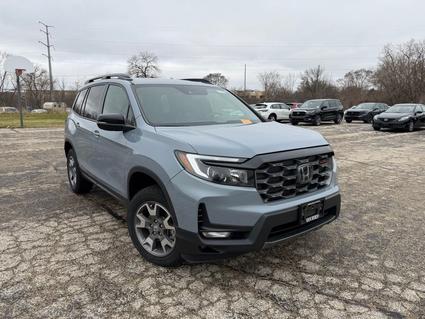 2023 Honda Passport Glendale WI