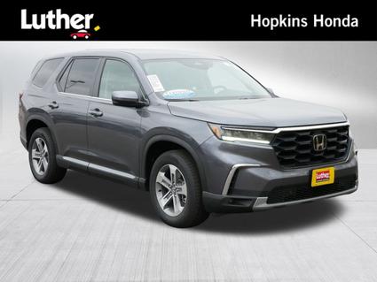 2025 Honda Pilot Hopkins MN