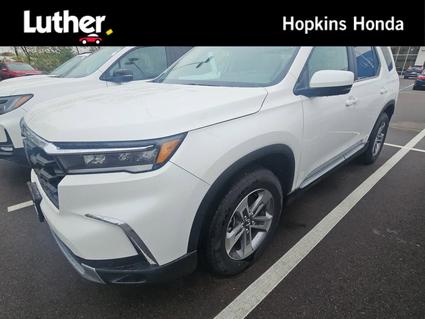 2025 Honda Pilot Hopkins MN