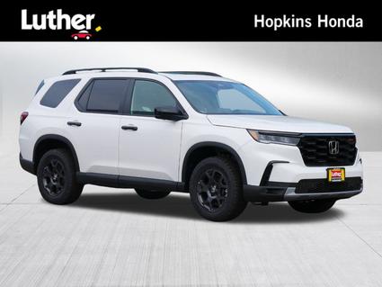 2025 Honda Pilot Hopkins MN