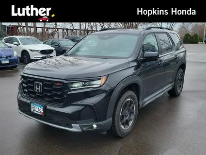 2025 Honda Pilot Hopkins MN