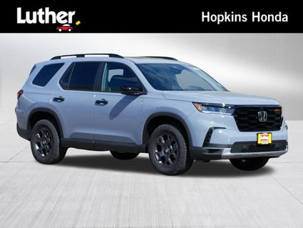 2025 Honda Pilot Hopkins MN