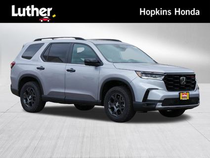 2025 Honda Pilot Hopkins MN