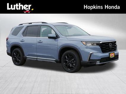 2025 Honda Pilot Hopkins MN