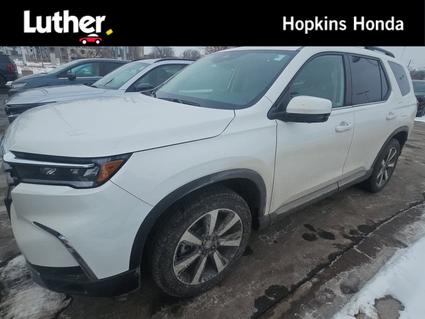 2025 Honda Pilot Hopkins MN