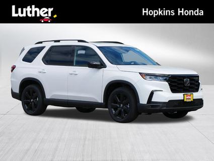 2025 Honda Pilot Hopkins MN