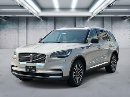 2022 Lincoln Aviator Saint James NY
