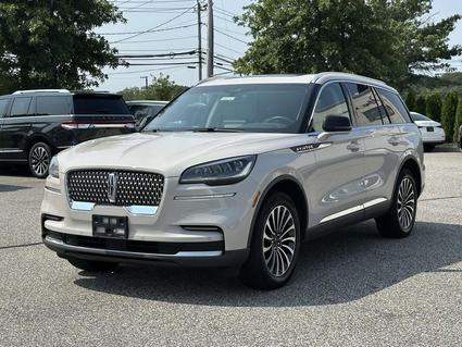 2022 Lincoln Aviator Saint James NY
