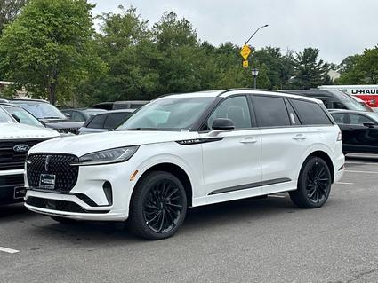 2025 Lincoln Aviator  