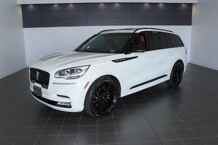 2023 Lincoln Aviator  