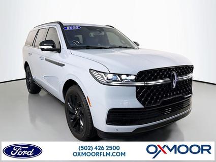 2025 Lincoln Navigator Louisville KY