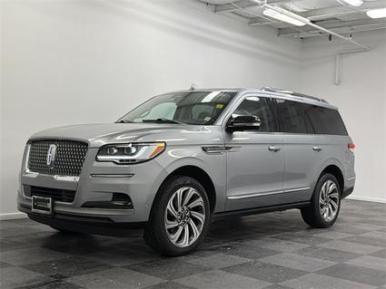 2023 Lincoln Navigator  