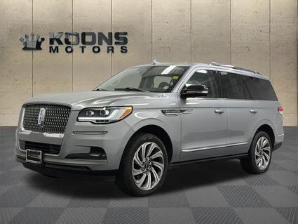 2023 Lincoln Navigator  