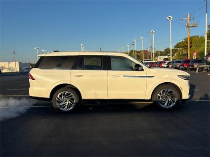 2025 Lincoln Navigator Washington MO